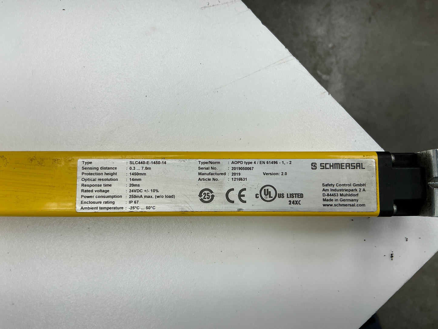 Schmersal SLC440-E-1450-14 Safety Light Curtain Transmitter