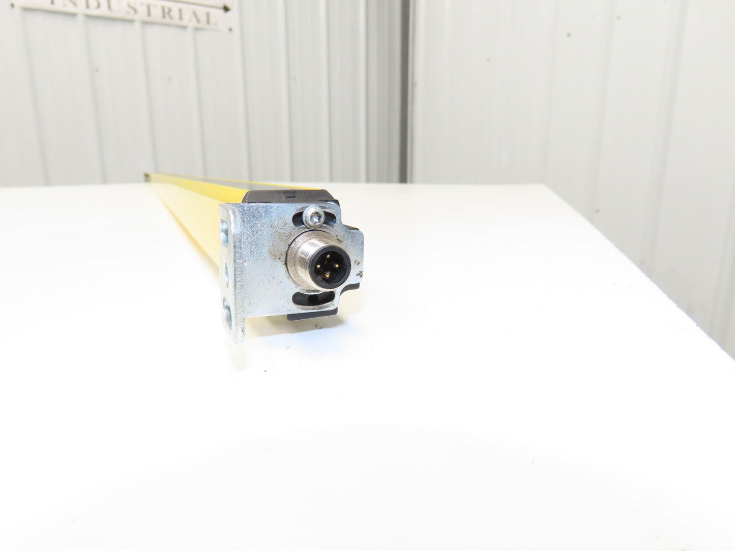 Schmersal SLC440COM-E-1450-14 Safety Light Curtain Transmitter Only