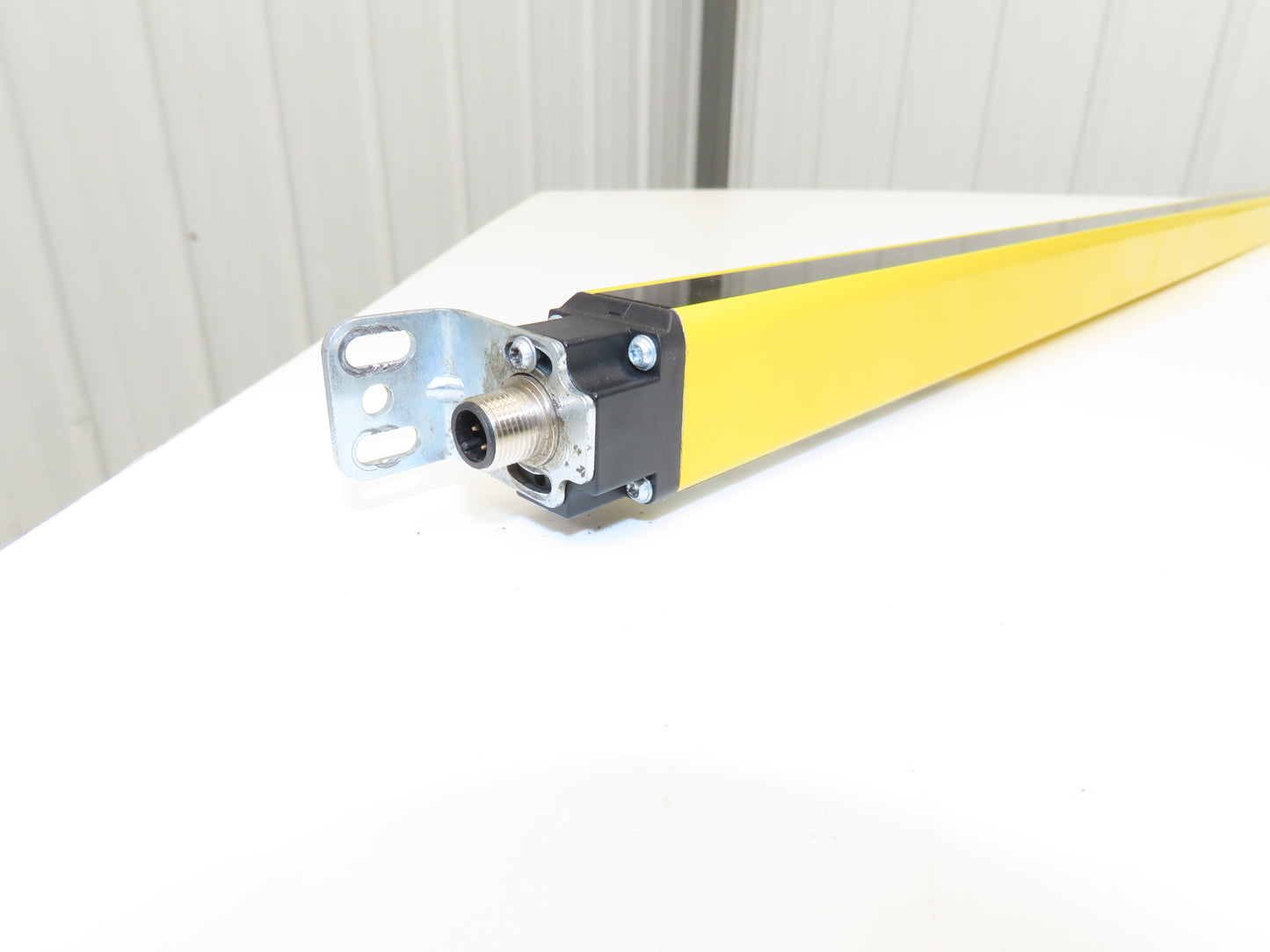 Schmersal SLC440COM-E-1450-14 Safety Light Curtain Transmitter Only