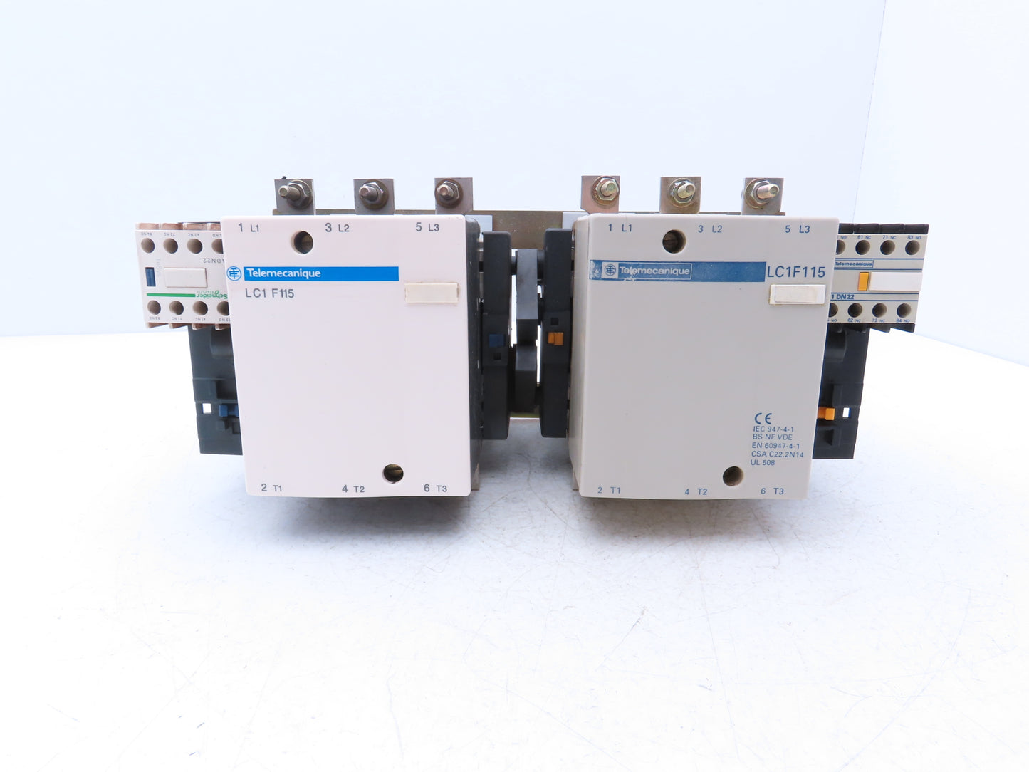 Telemecanique LC2F115 Motor Starter Reversing Contactor 80kW 1000V 110V Coil