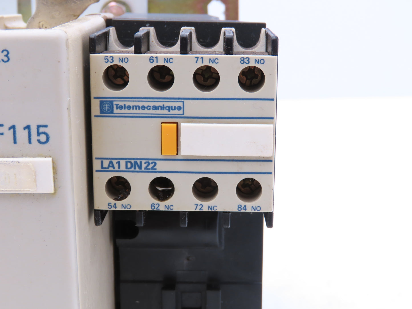 Telemecanique LC2F115 Motor Starter Reversing Contactor 80kW 1000V 110V Coil