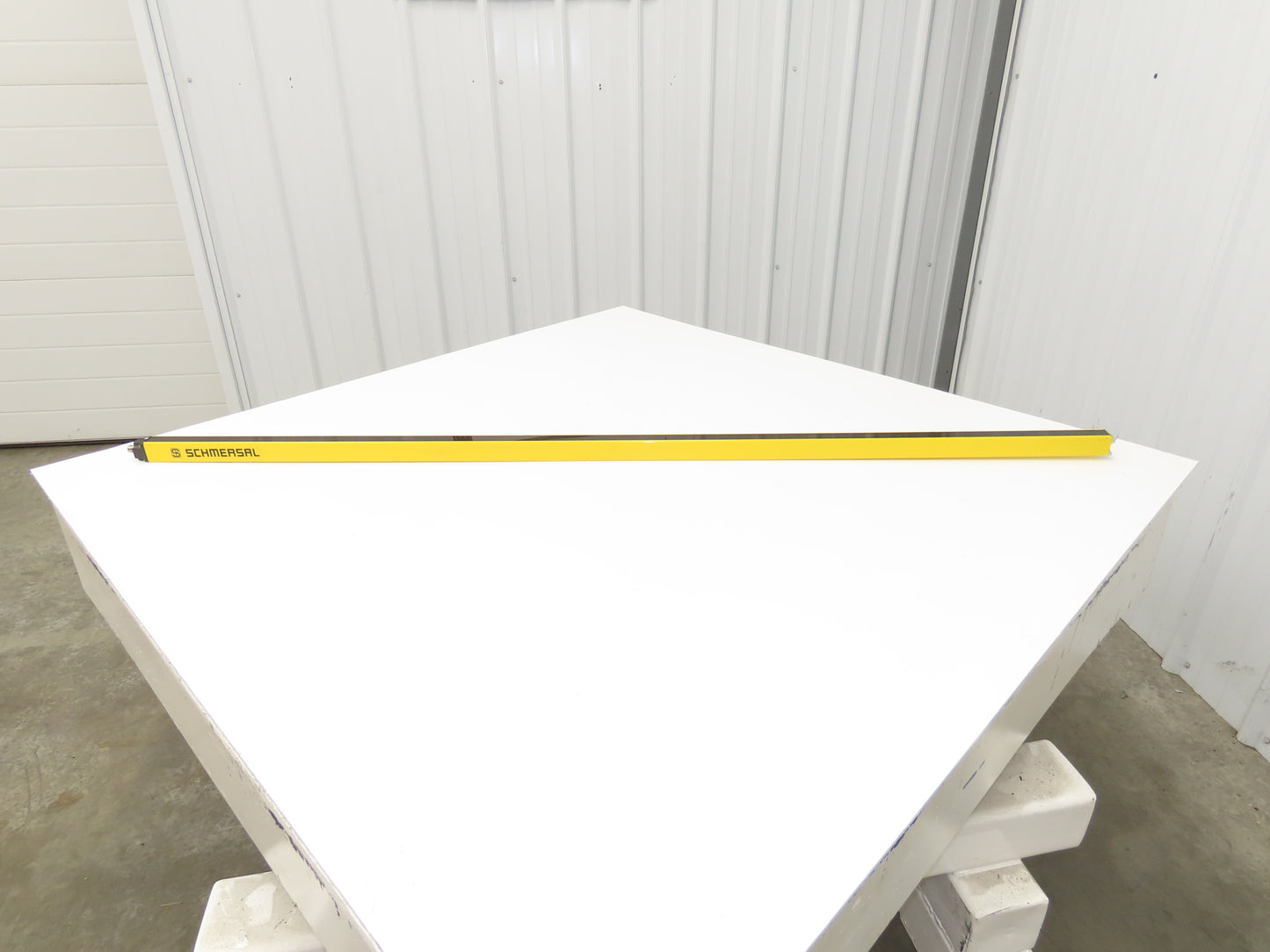 Schmersal SLC440COM-R-1450-14 Safety Light Curtain Receiver Only -Needs Repair