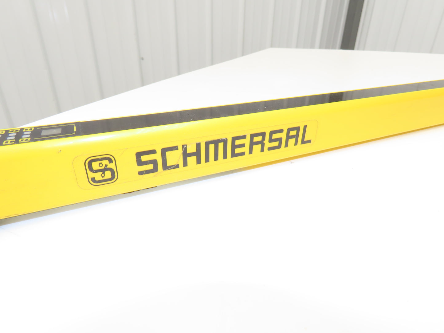 Schmersal SLC440-ER-1210-14-01 Safety Light Curtain Transmitter & Receiver Set