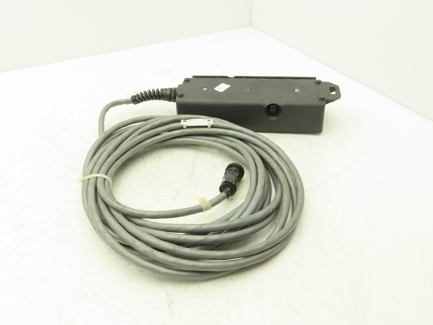 Cincinnati Milacron 3-424-1993A CNC HMI Teach Pendant Operator Control 20' Cord