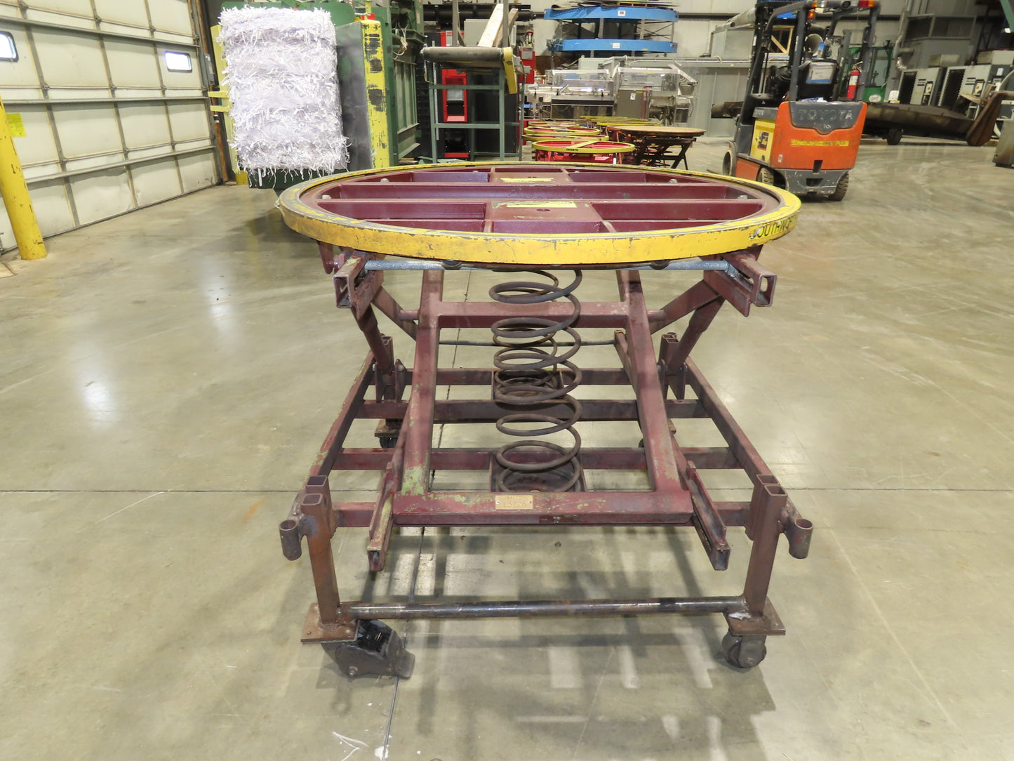 Southworth Pallet Positioner Rotary Spring Level Loader Turntable 38"H Casters-