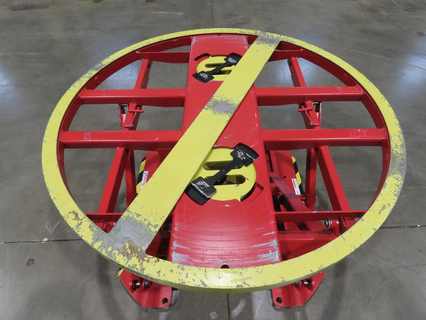 Southworth CPQ Pallet Pal Positioner Spring Level Loader Turntable 4500Lb 28"H