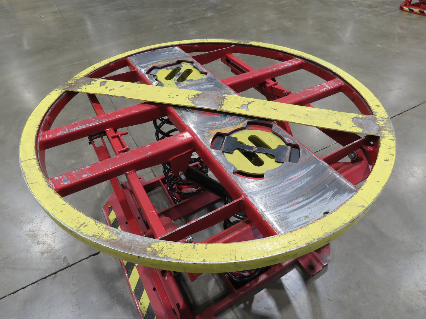 Southworth 4ZC16 Pallet Pal Positioner Spring Level Loader Turntable 4500Lb 28"H