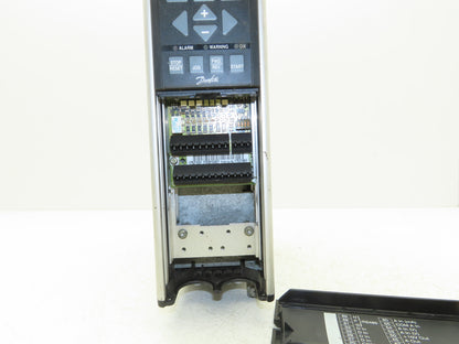 Danfoss VLT5004 Variable Speed AC Drive 2.2kW 3Hp 380-440V 460-500V 3PH 0-1000Hz