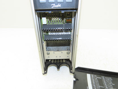 Danfoss VLT5004 Variable Speed AC Drive 2.2kW 3Hp 380-440V 460-500V 3PH 0-1000Hz