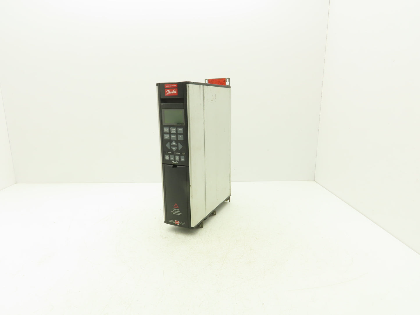 Danfoss VLT5004 Variable Speed AC Drive 2.2kW 3Hp 380-440V 460-500V 3PH 0-1000Hz