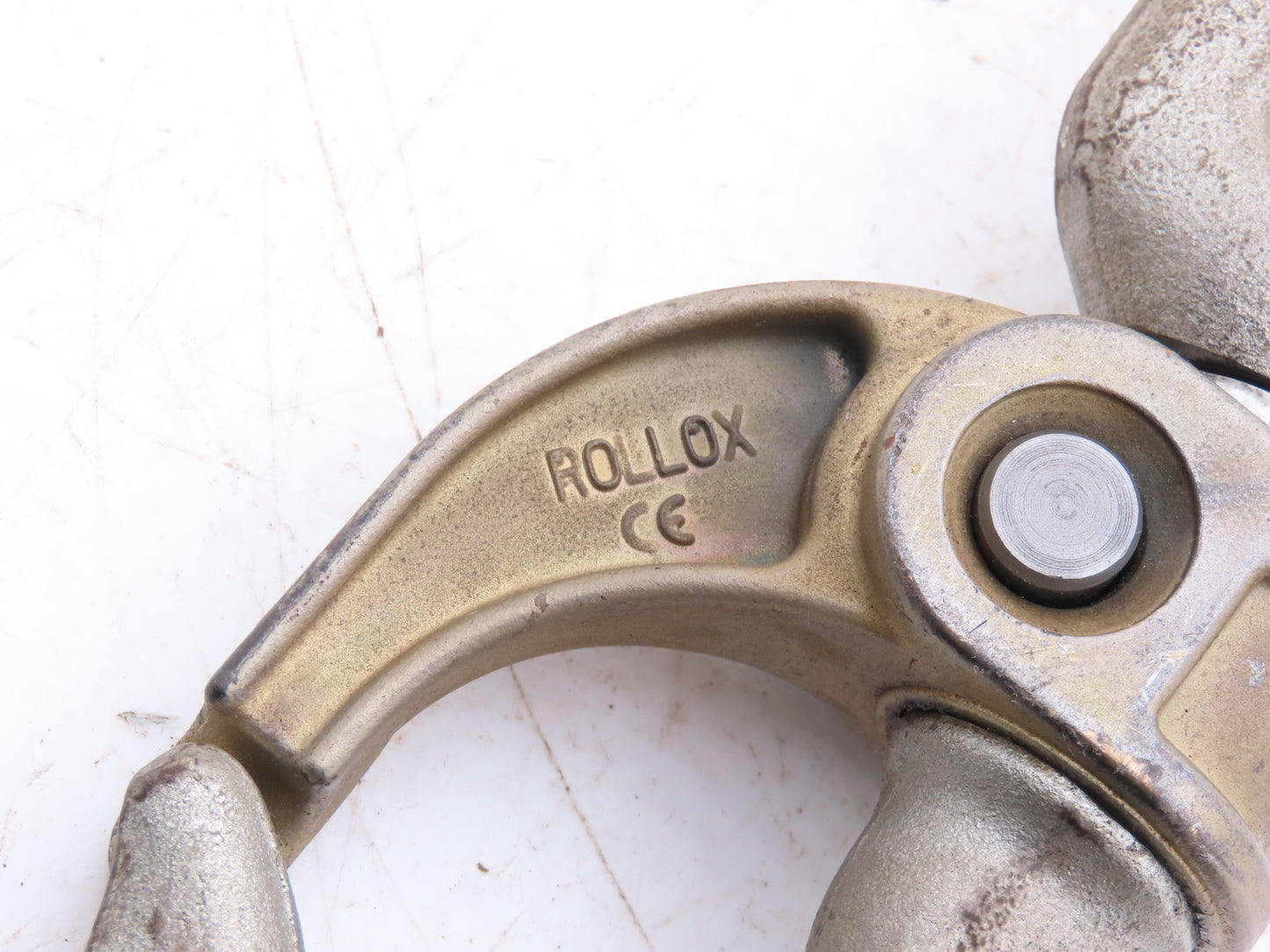 Crosby Bullard 1050265 Closed Swivel Bail 3.6 Ton Golden Gate Latch Hook 1.39"