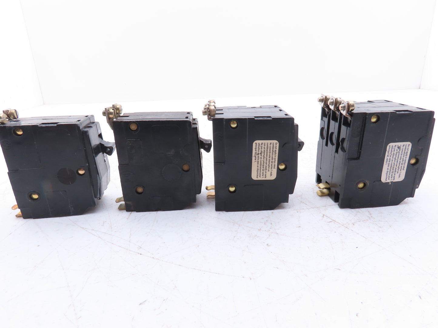 Square D QOB340 Bolt On Circuit Breaker 2 & 3 Pole 20A 240V Mixed Lot of 4