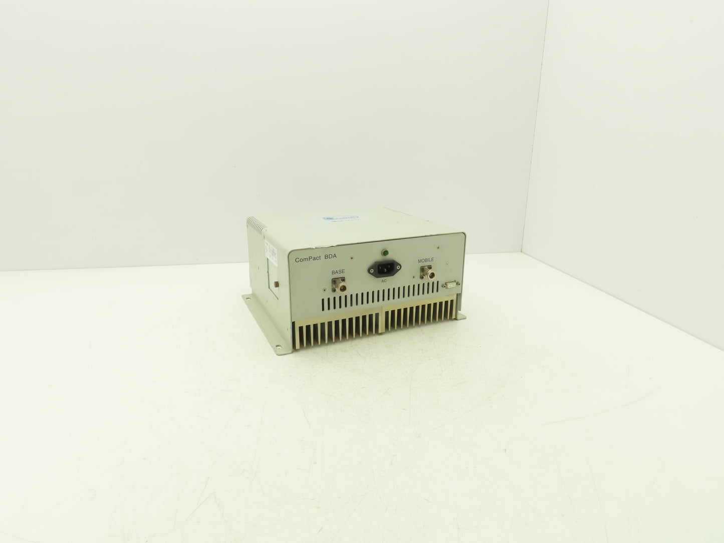 Dekolink Wireless MW-CBDA-SMR-1W80-A Elisa Compact Bi-Directional Amplifier