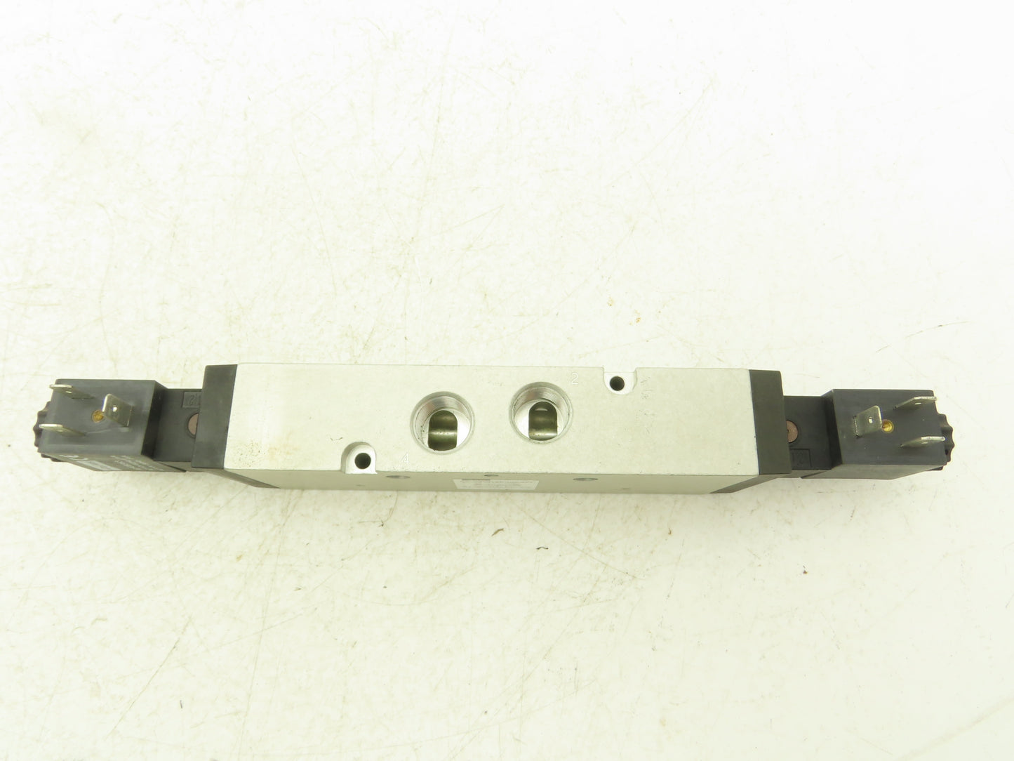 Parker P2LCZ693EENDBB53 Pneumatic Double Solenoid Valve 4 Way 3 Position 3/8"NPT