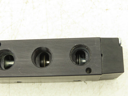 Parker B612ADA53A Pneumatic Solenoid Inline Valve 4 Way 2 Position 3/8" NPT