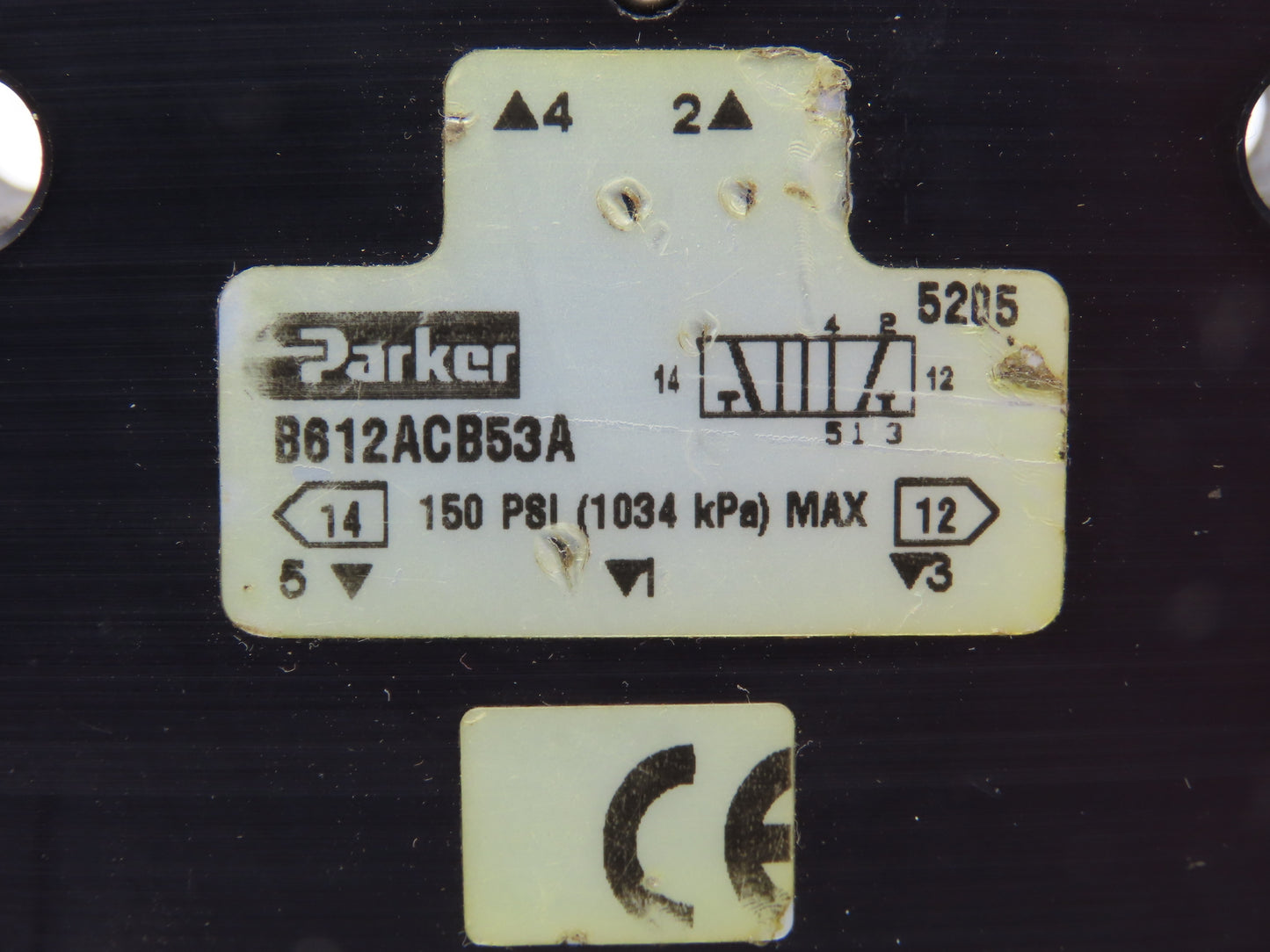 Parker B612ACB53A Pneumatic Solenoid Inline Valve 4 Way 2 Position 3/8" NPT