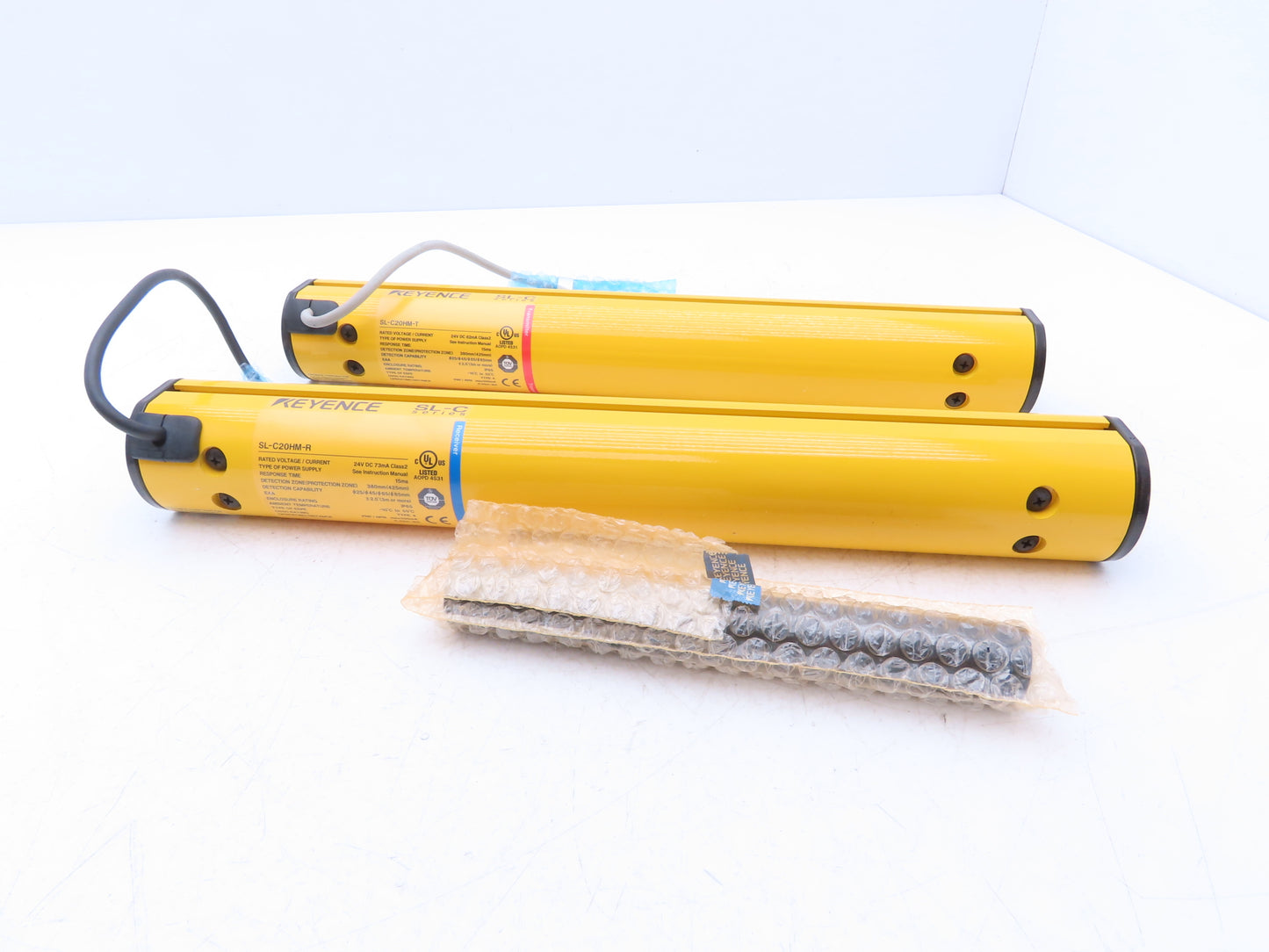 Keyence SL-C20HM Safety Light Curtain Set 425mm Protection Zone 20 Beam 24VDC