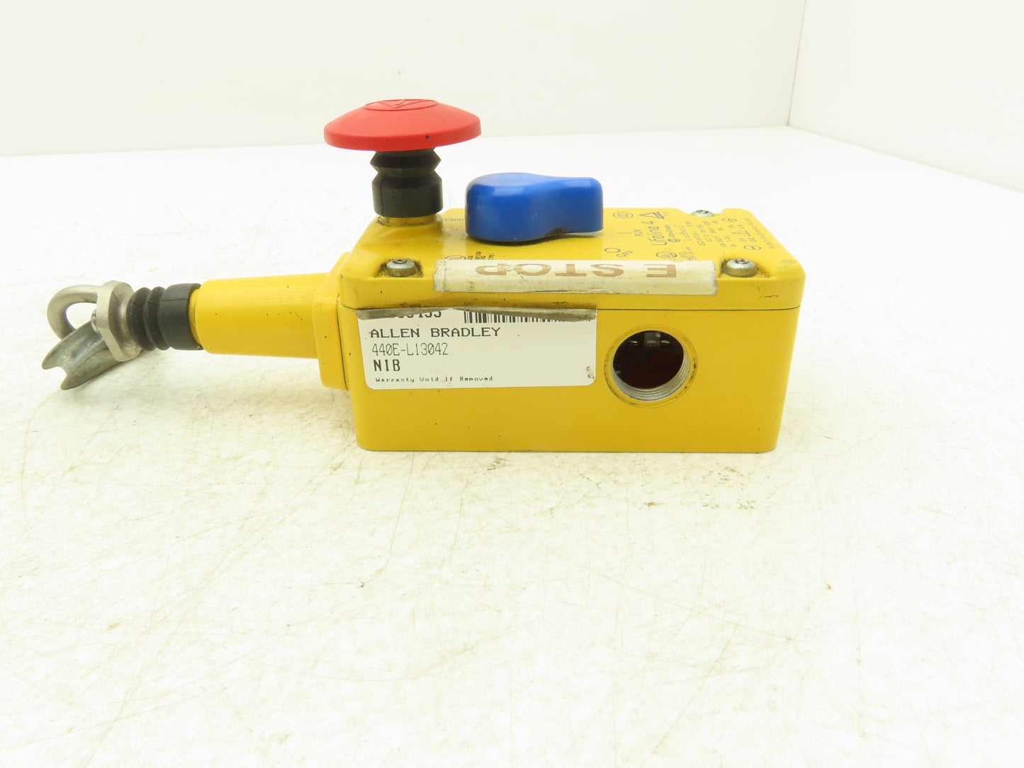 Allen Bradley 440E-L13042E Guardmaster Lifeline 4 Cable Pull Safety Stop Switch