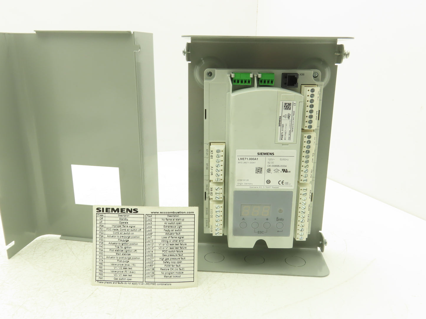 SCC LME71.111PKG Siemens Flame Safeguard Burner Control w Program Module 120VAC