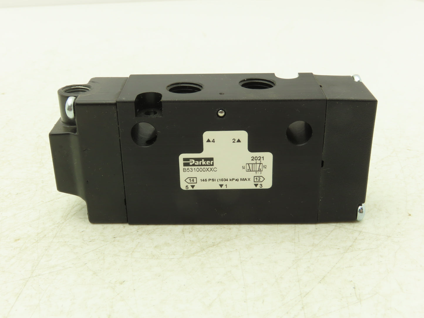 Parker B531000XXC Pneumatic Air Solenoid Valve 145 PSI 1/4" NPT 5 Way 2 Position