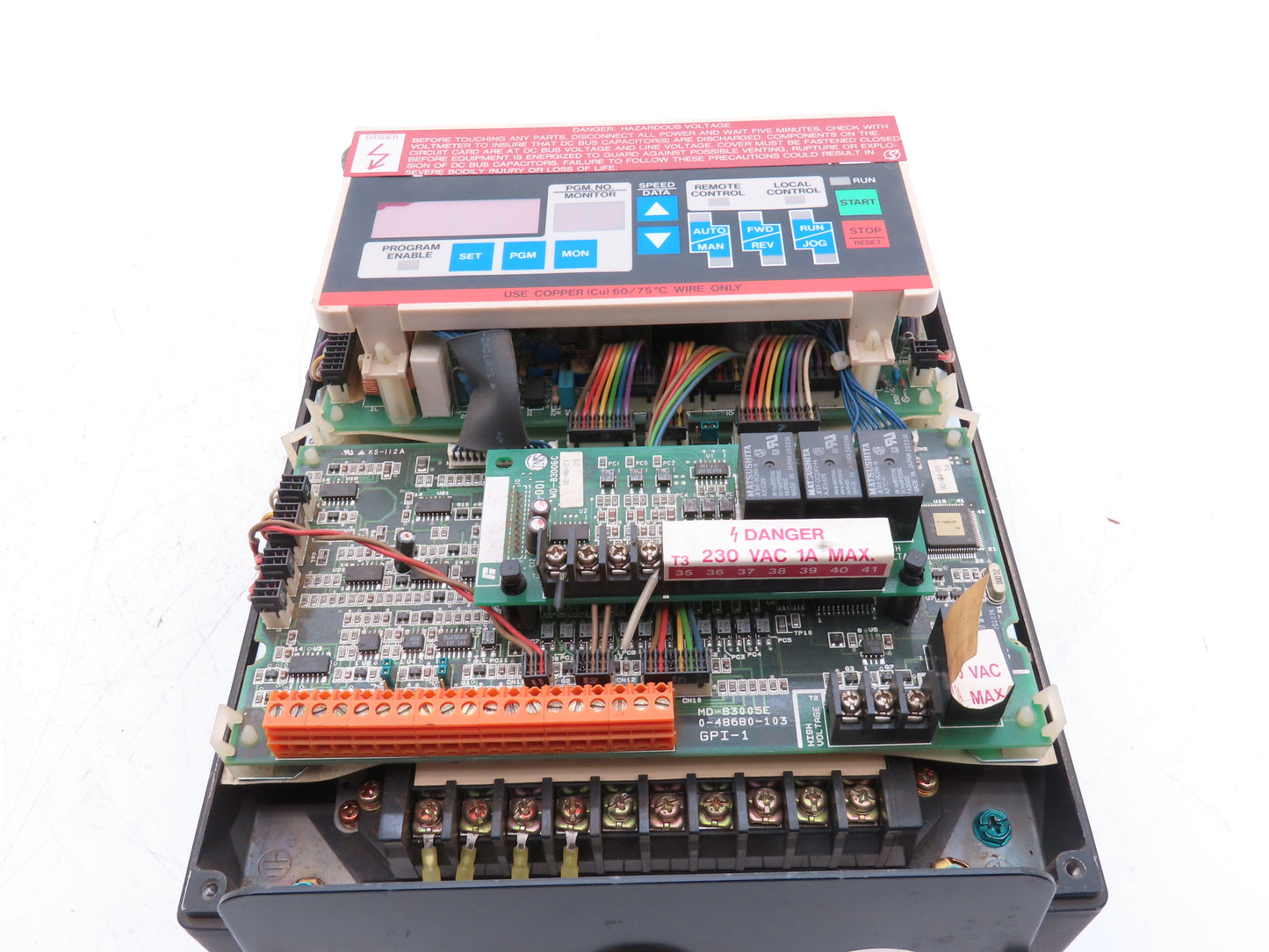Reliance Electric 2GU21001 VFD AC VS Variable Speed Drive 1.7kVA 1Hp 230V 3PH