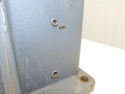 Double Reduction Gearbox 210:1 Ratio Reducer 8 RPM 182TC Vertical Output Shaft