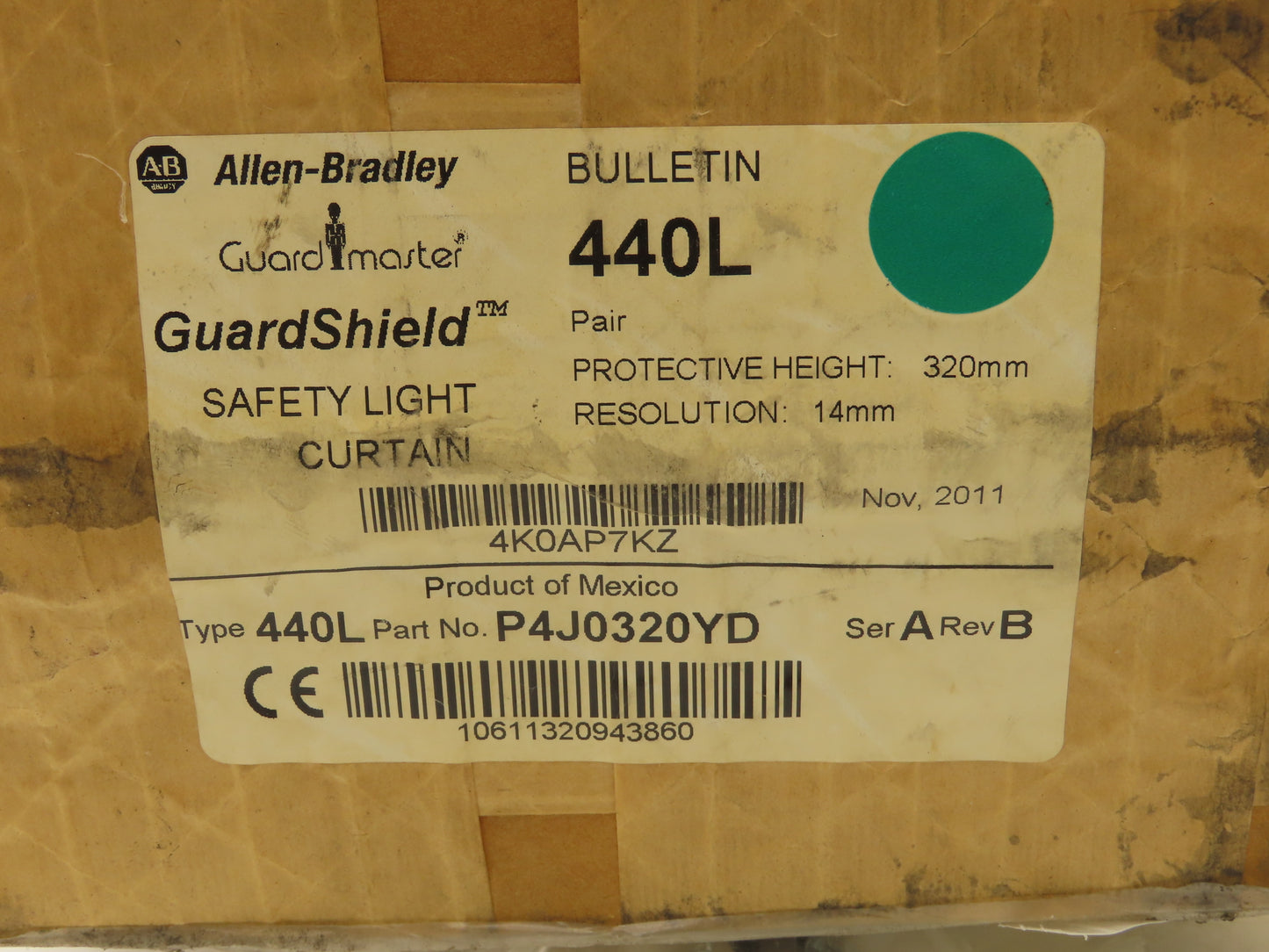 440L-P4J0320YD GuardMaster Guardshield Safety Light Curtain Transmitter/Receiver