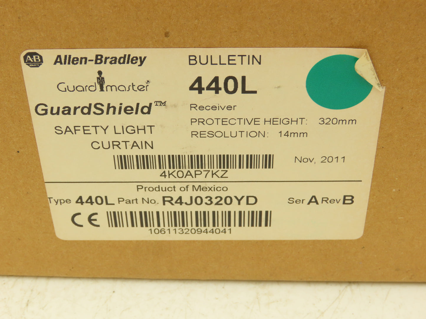 440L-P4J0320YD GuardMaster Guardshield Safety Light Curtain Transmitter/Receiver
