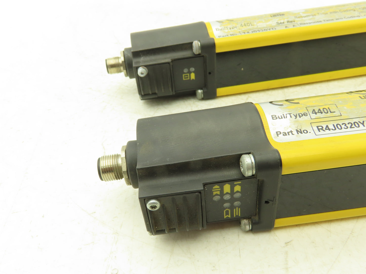 440L-P4J0320YD GuardMaster Guardshield Safety Light Curtain Transmitter/Receiver