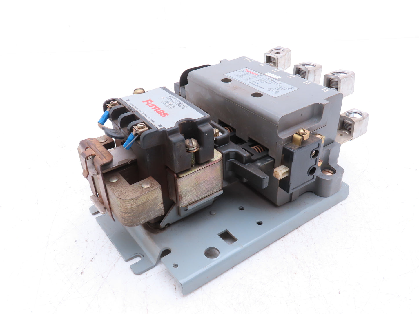 Furnas 40JB32AF Motor Starter Contactor 135A 600VAC 3ph 100Hp NEMA 4 120V Coil