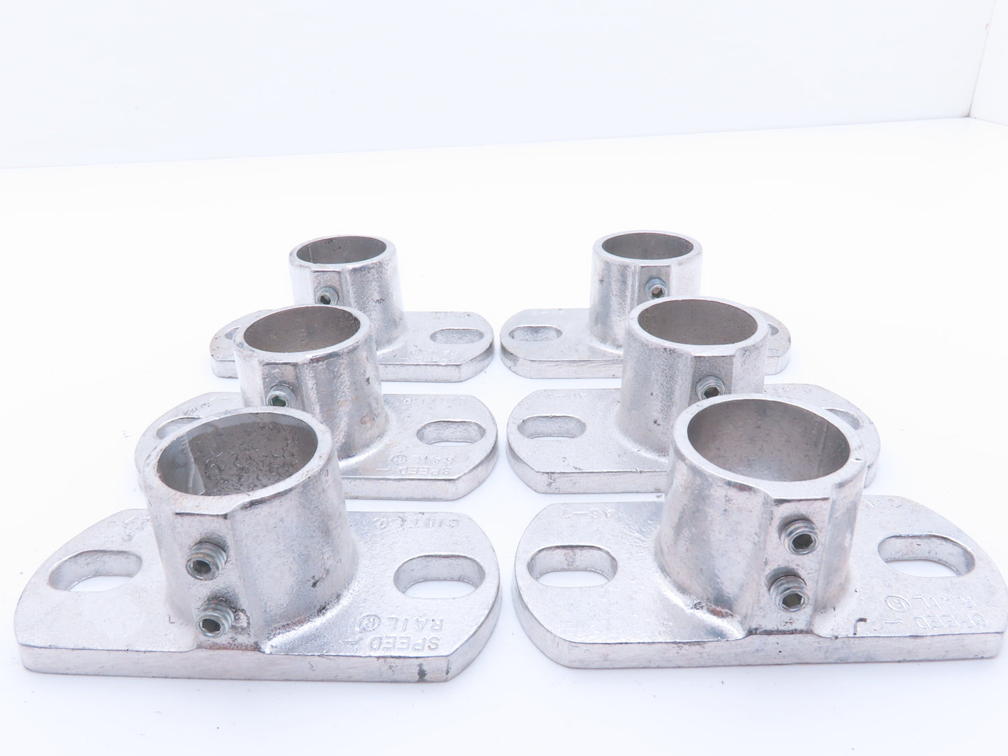 Hollaender 46-7 1-1/4 Speed-Rail Base Flange 1-1/4" Pipe Fits 1.66" OD Lot of 6