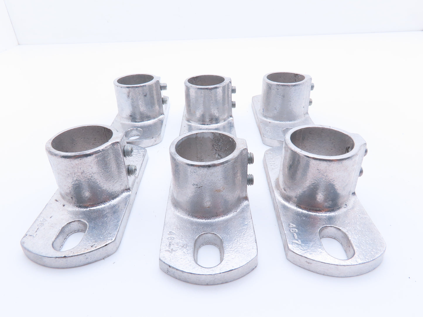 Hollaender 46-7 1-1/4 Speed-Rail Base Flange 1-1/4" Pipe Fits 1.66" OD Lot of 6