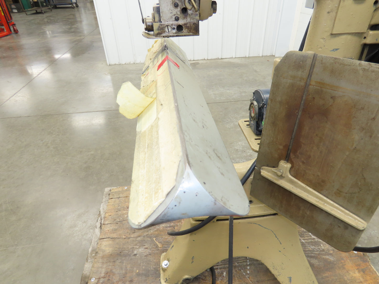 Bostitch 19 Stanley Bronco Wire Stitcher Saddle Single Head Industrial Stapler