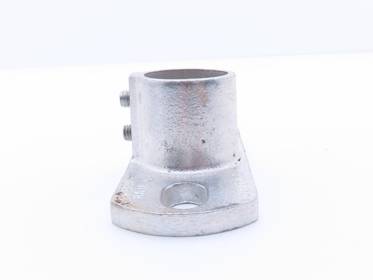 Hollaender 46-7 1-1/4 Speed-Rail Base Flange 1-1/4" Pipe Fits 1.66" OD Lot of 5
