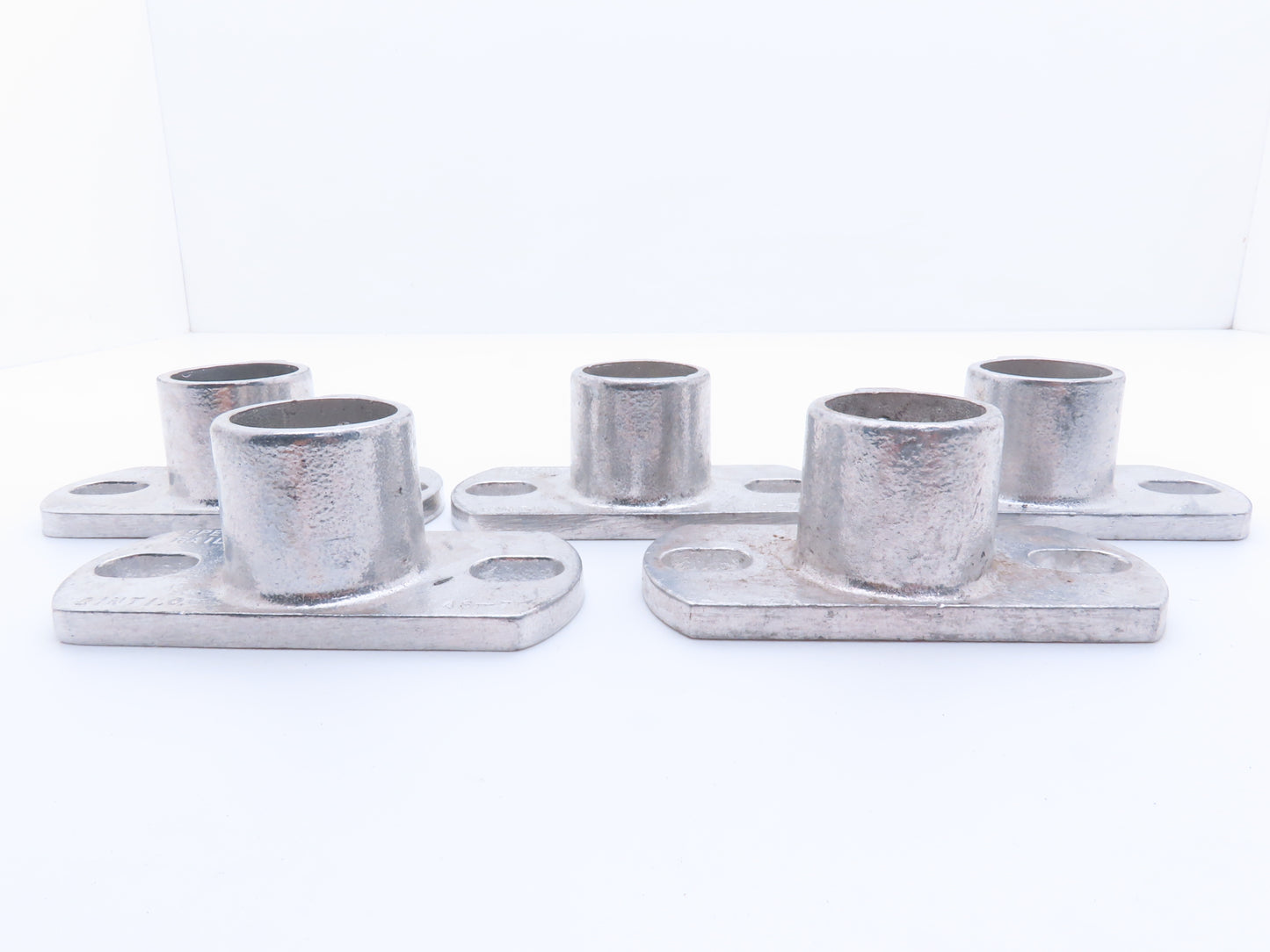 Hollaender 46-7 1-1/4 Speed-Rail Base Flange 1-1/4" Pipe Fits 1.66" OD Lot of 5