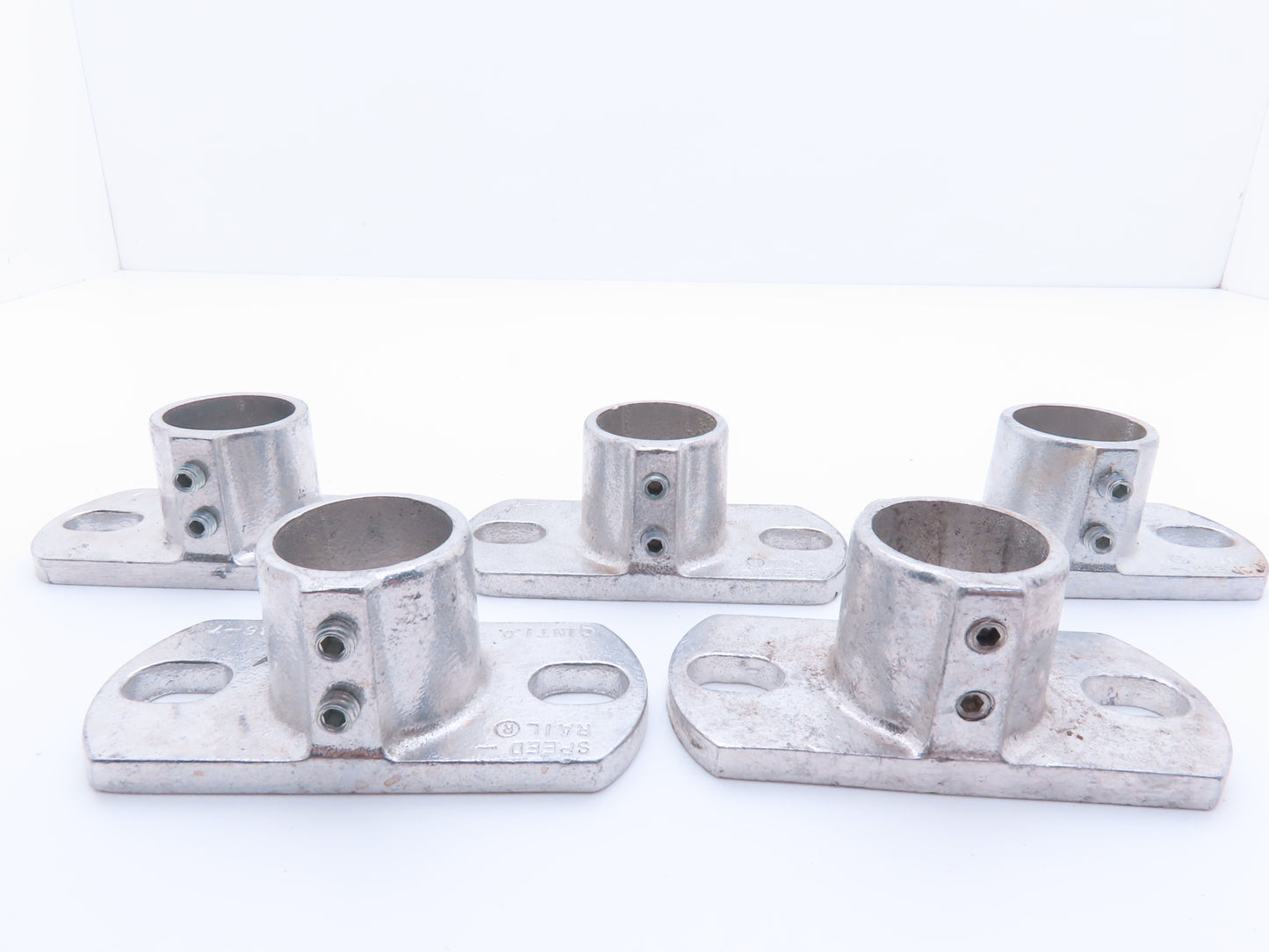 Hollaender 46-7 1-1/4 Speed-Rail Base Flange 1-1/4" Pipe Fits 1.66" OD Lot of 5