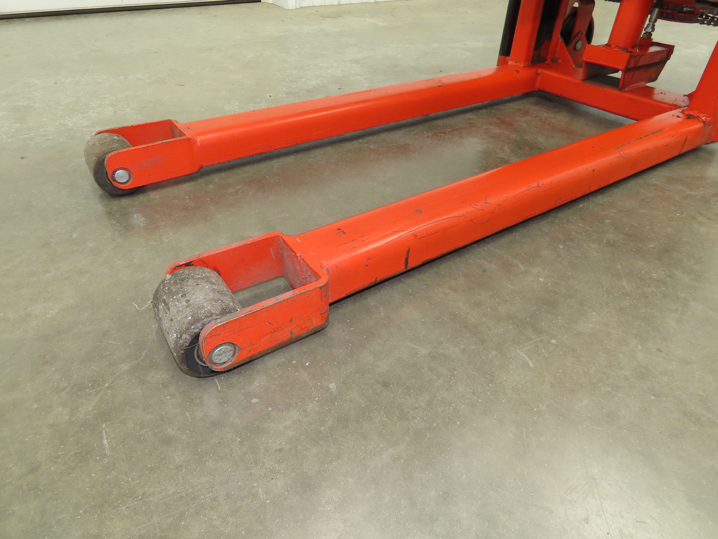 Interrthor LL1000TE Trans Positioner Electric Pallet Lift 2200lbs 36" Height 12V