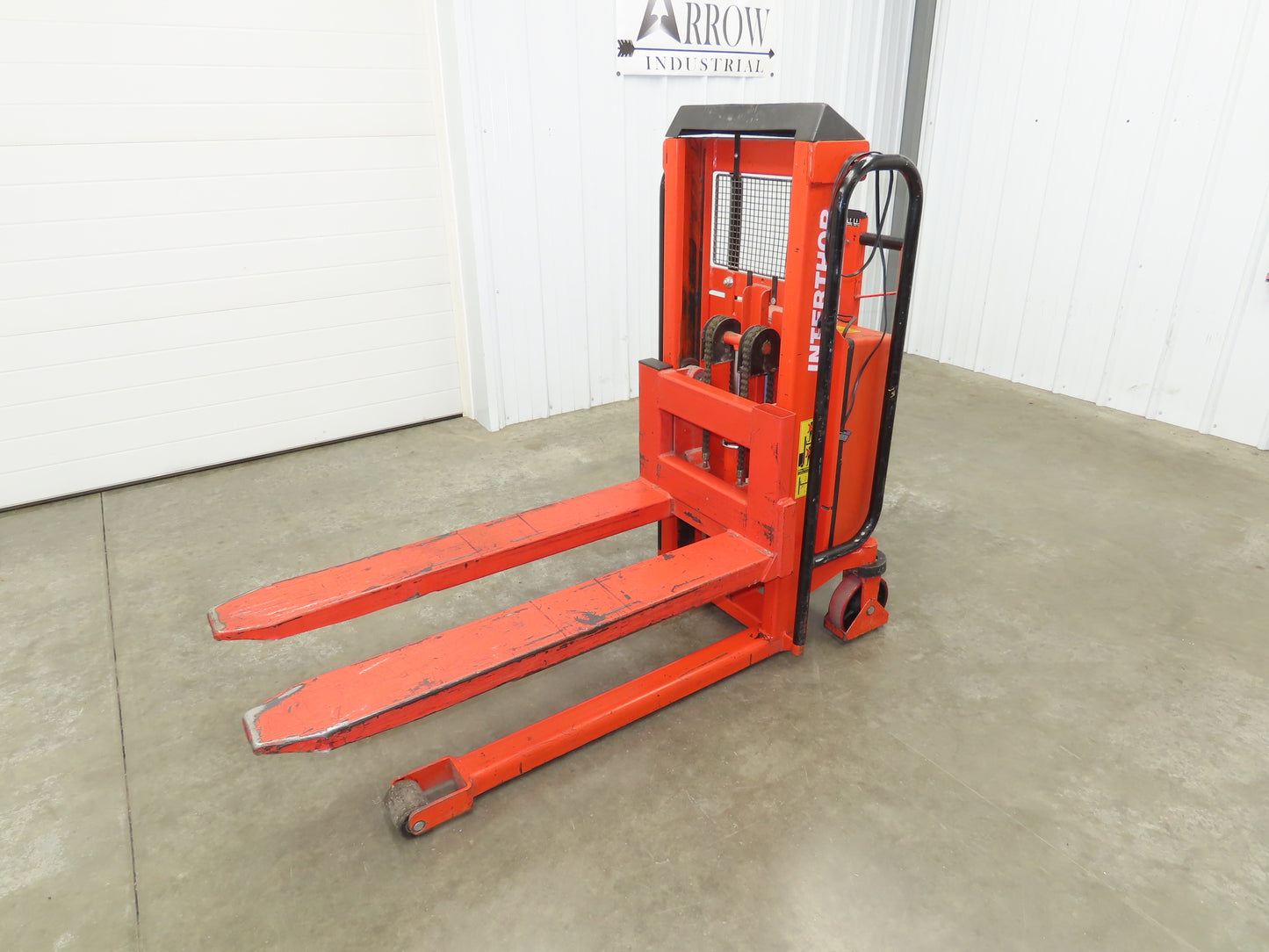 Interrthor LL1000TE Trans Positioner Electric Pallet Lift 2200lbs 36" Height 12V