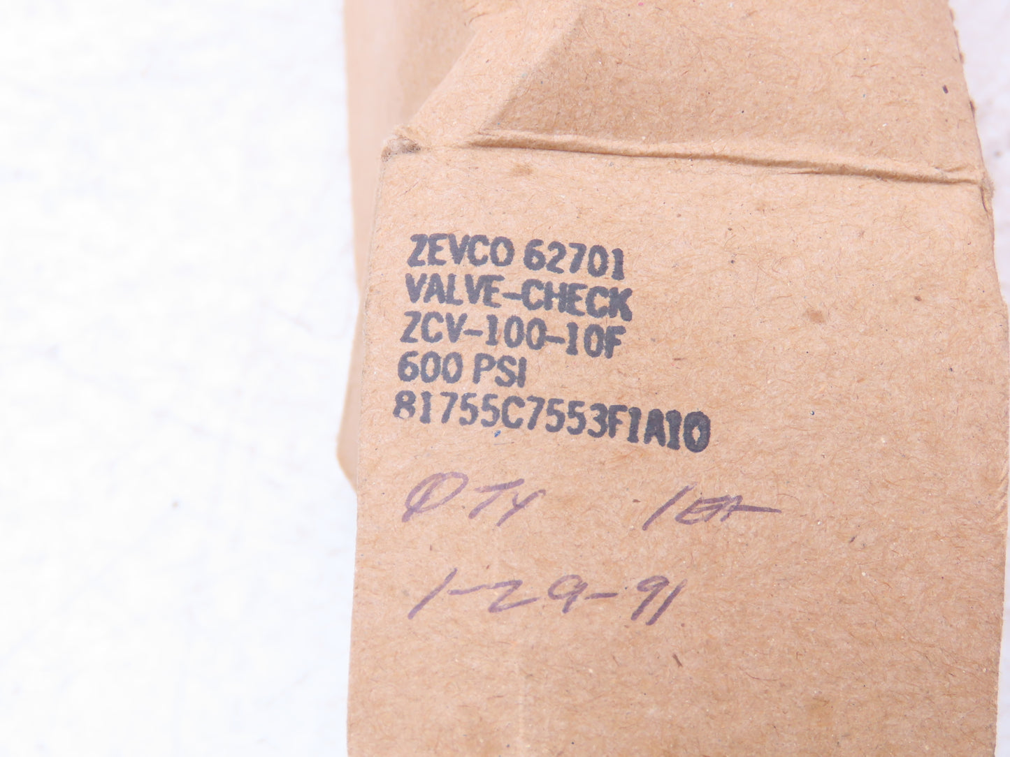 Zevco ZCV-100-10F 62701 Hydraulic Check Valve 600 PSI JIC 5/8-10 Flared