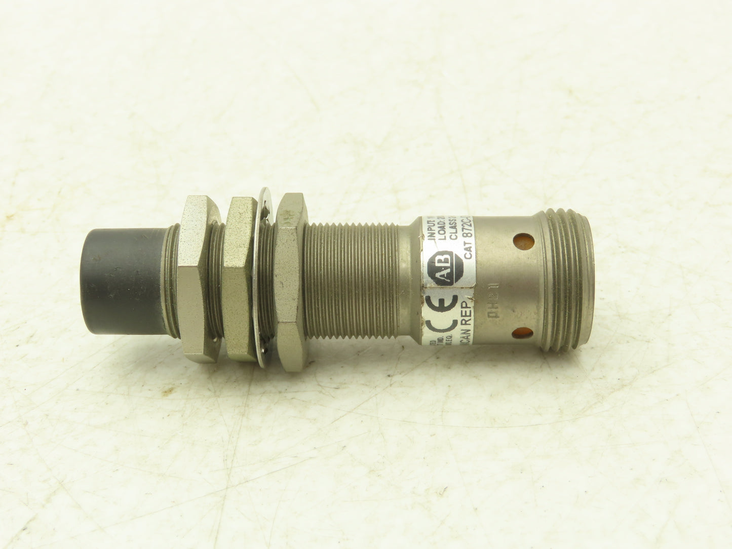 Allen Bradley 872C-D8NP18-N4 Proximity Sensor/Switch 10-30VDC Ser C 18mm Dia
