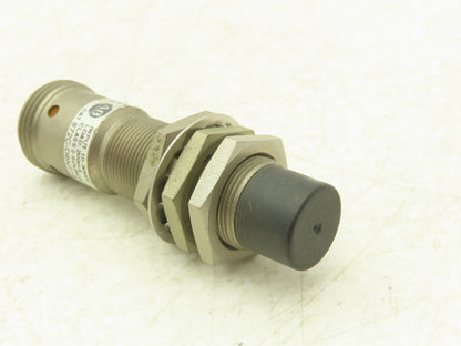 Allen Bradley 872C-D8NP18-N4 Proximity Sensor/Switch 10-30VDC Ser C 18mm Dia