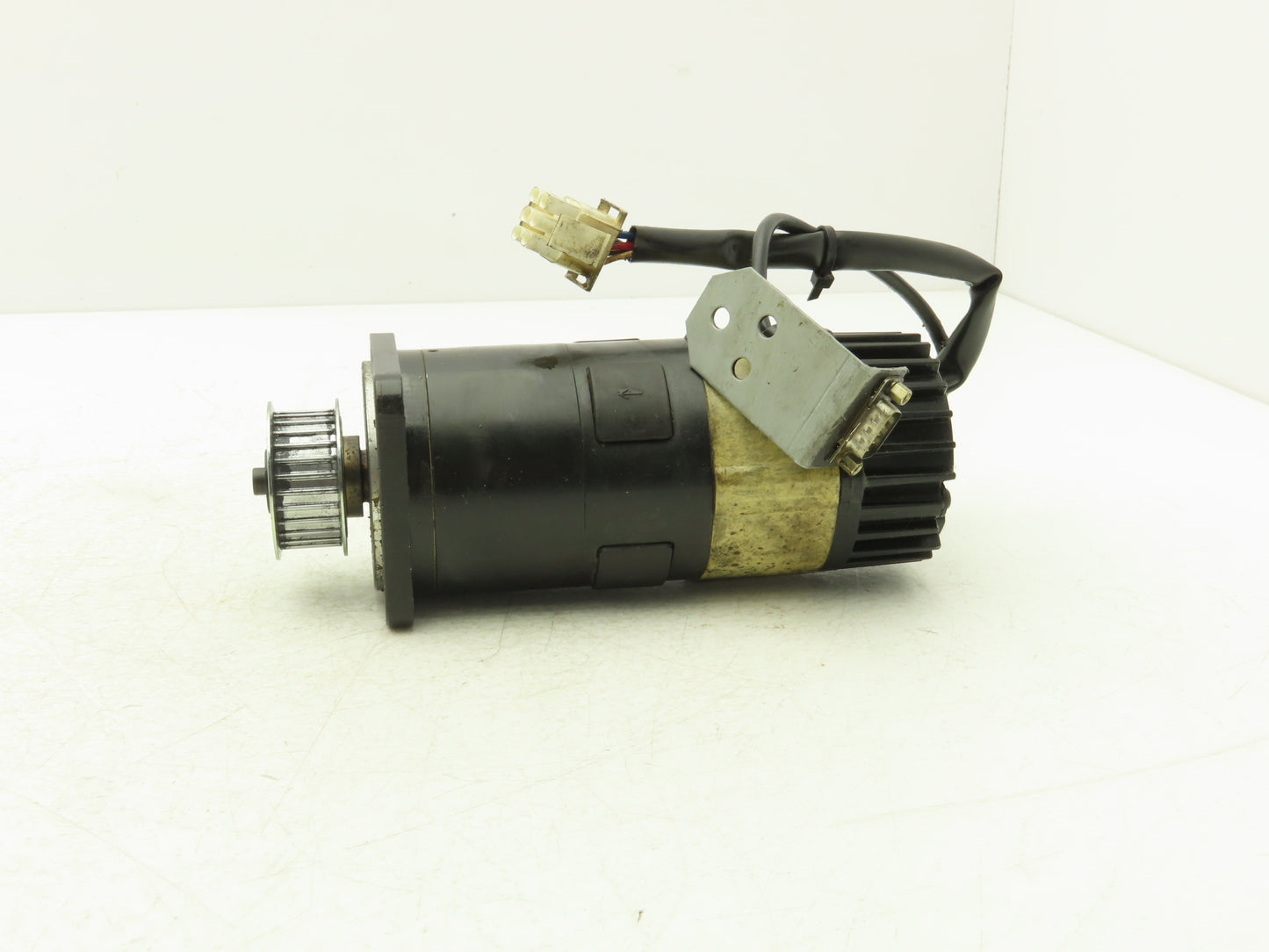 Sanyo Denki V720B-412EL7 Super V DC Servo Brake Motor 80 VDC W/Encoder 24V Brake