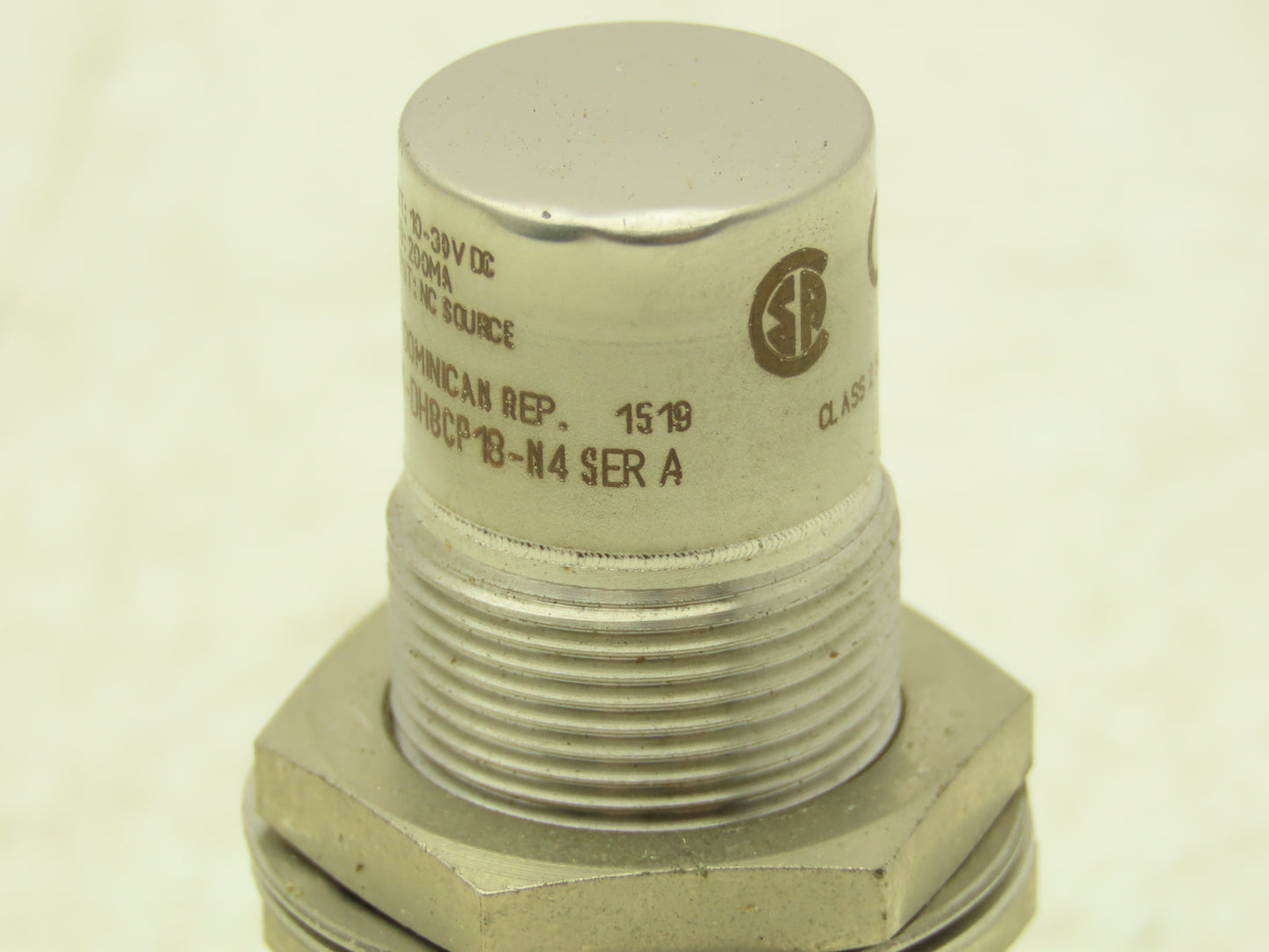 Allen Bradley 871TM-DH8CP18-N4 Proximity Sensor Inductive 10-30vdc 200mA 18mm OD
