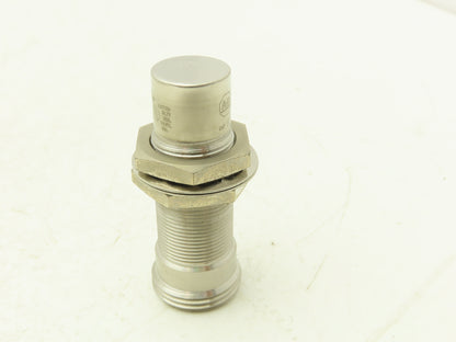 Allen Bradley 871TM-DH8NP18-N4 Proximity Sensor Inductive 10-30vdc 200mA 18mm OD