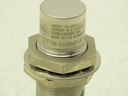 Allen Bradley 871TM-DH8NP18-N4 Proximity Sensor Inductive 10-30vdc 200mA 18mm OD
