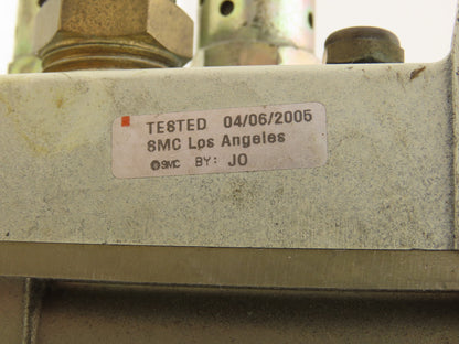 SMC VQ4301-5W Pneumatic Solenoid Valve 4-Station Manifold 24VDC w/3 Valves
