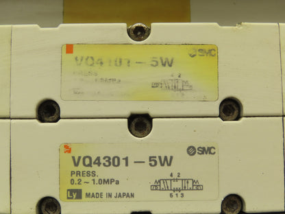 SMC VQ4301-5W Pneumatic Solenoid Valve 3-Station Manifold 3 Valves 25Pin D-Sub
