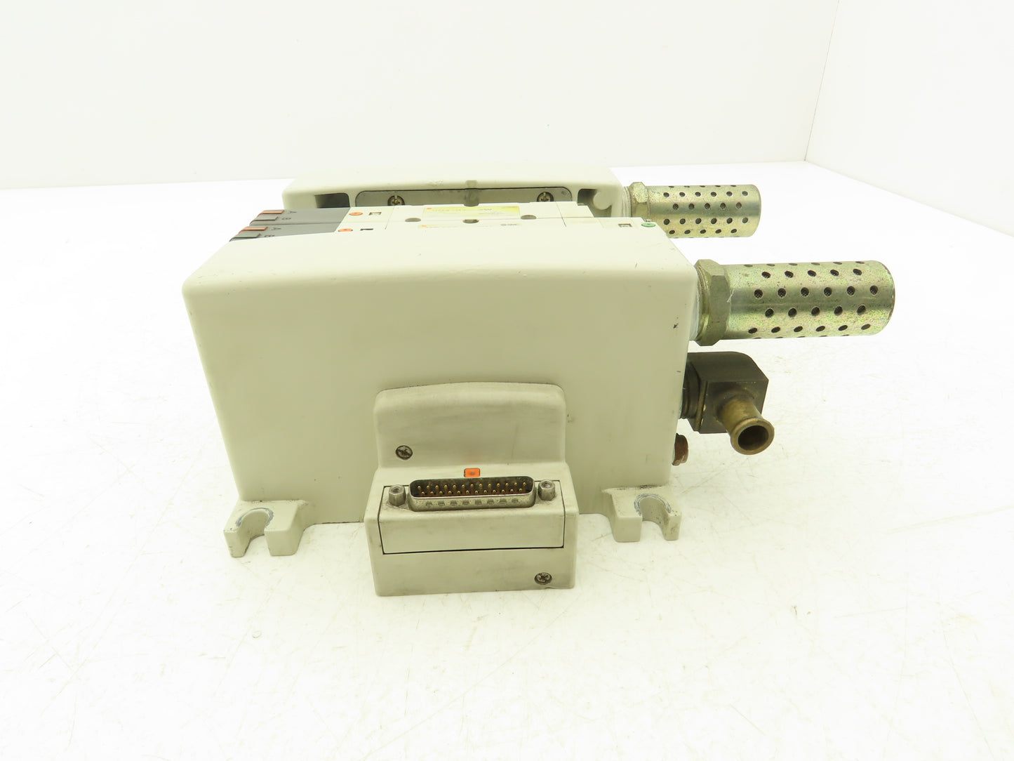 SMC VQ4301-5W Pneumatic Solenoid Valve 3-Station Manifold 3 Valves 25Pin D-Sub