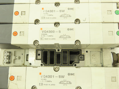 SMC VQ4301-5W Pneumatic Solenoid Valve 5-Station Manifold 4 Valves 1 Missing