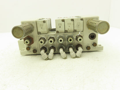 SMC VQ4301-5W Pneumatic Solenoid Valve 5-Station Manifold 4 Valves 1 Missing
